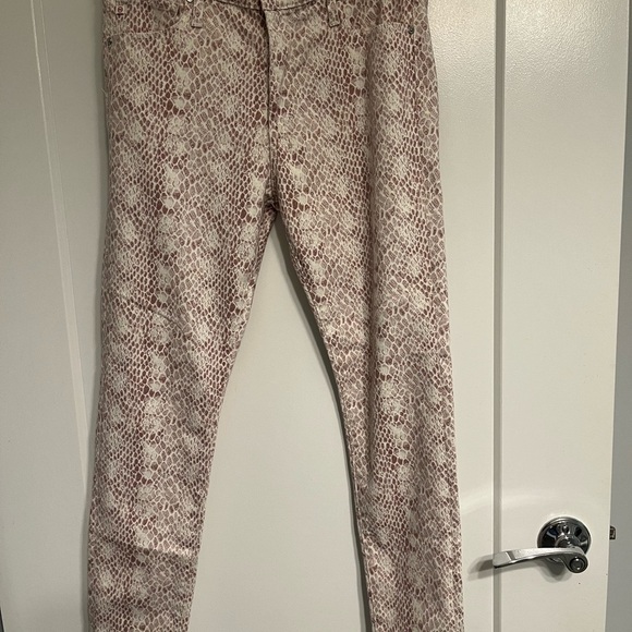 AG Jeans The Farrah Snake Print Skinny Jeans Pink Cream size 28 - Picture 6 of 14